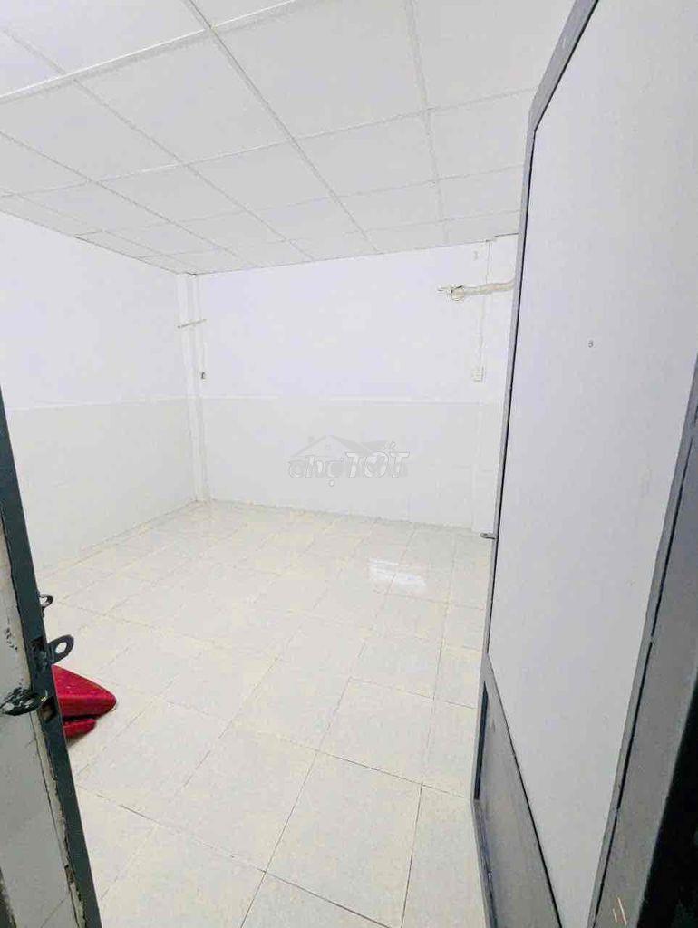 Chính chủ cho thuê nhà nguyên căn , hẻm thông cách trường chinh 15m. - 3