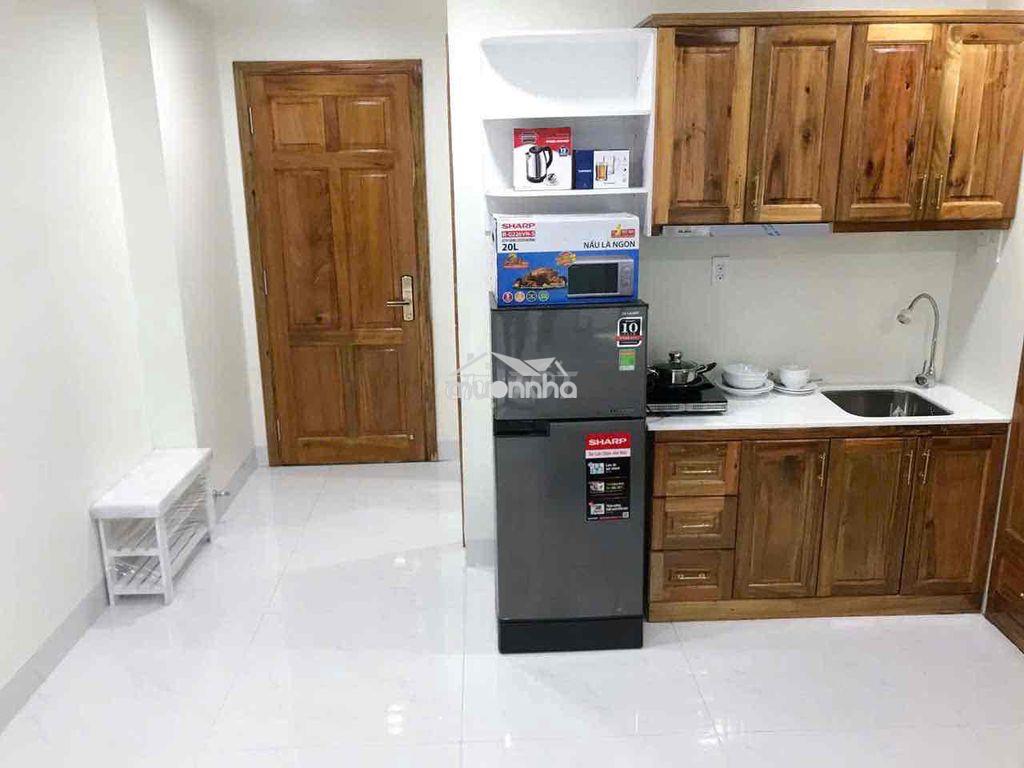 Cho thuê studio trệt ban công thang máy giặt full nt trần hưng đạo q1 - 4