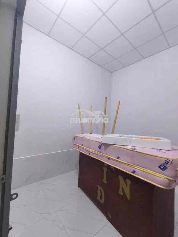 Cho thuê nhà 2pn 1wc mới như hình giá 9tr - 4