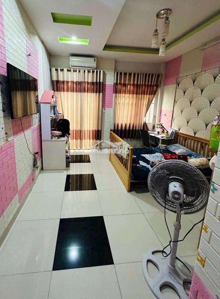 Hoàng bật đạt p15 tân bình 60m2 - hẻm 5m - 4 tầng btct nhỉnh 7 tỷ - 4