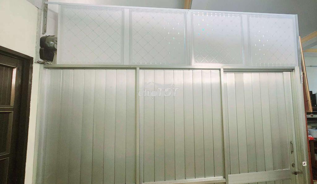 Phong gần lê đại hành đầm sen - 2