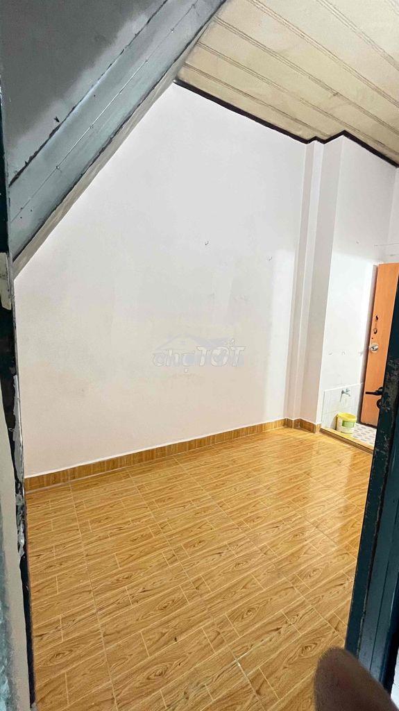 Phòng trọ ngô tất tố- 1,9 triệu/t- 12m2