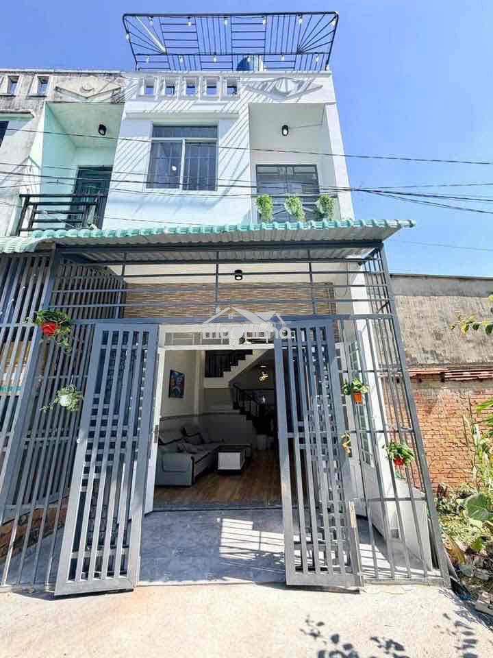 Hẻm 6m thông 146/ tân hương, 4 x 16m, 1 lầu, 2 phòng ngủ, 3wc