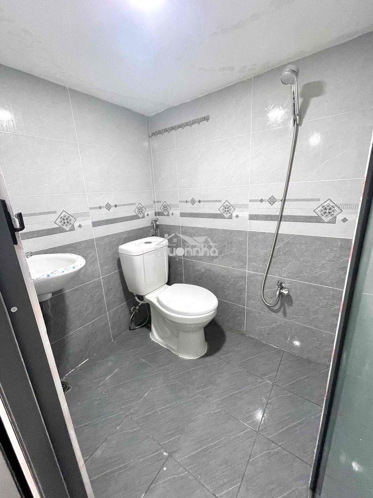 Phòng trọ mới tinh duplex , ban công - 4