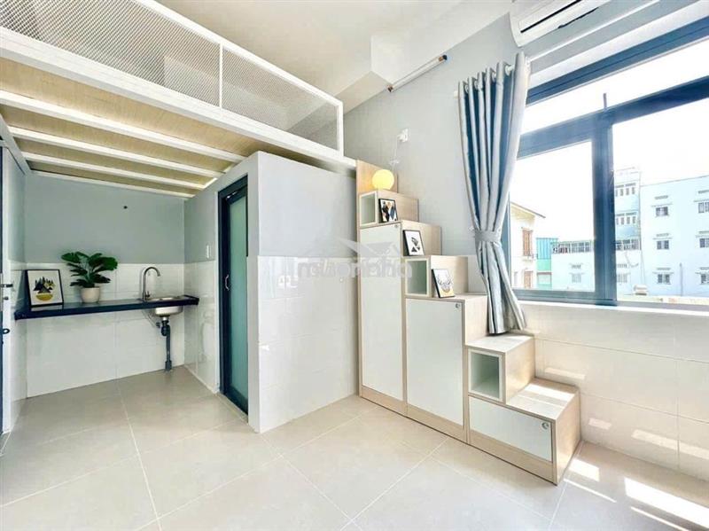 Gác lửng - ngay phố ẩm thực phan xích long phú nhuận