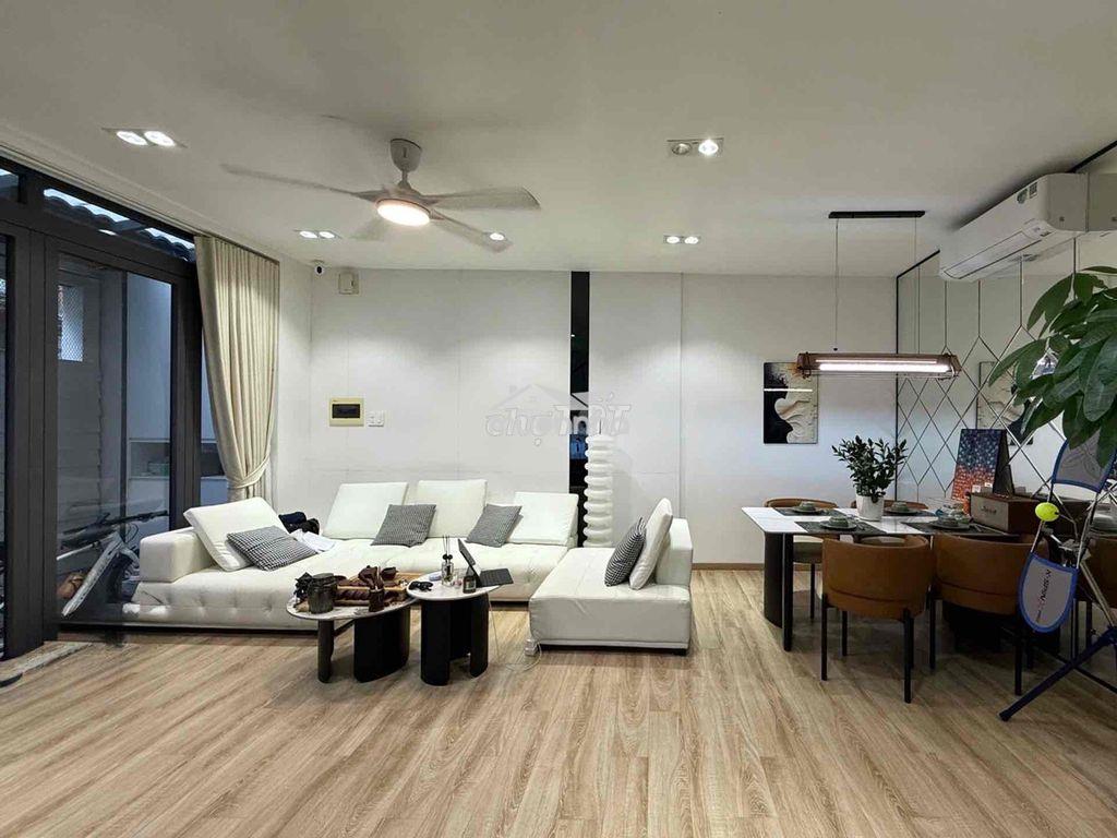 Bán nhà đinh tiên hoàng- hướng  q1 - 5tầng 62m2 - 4