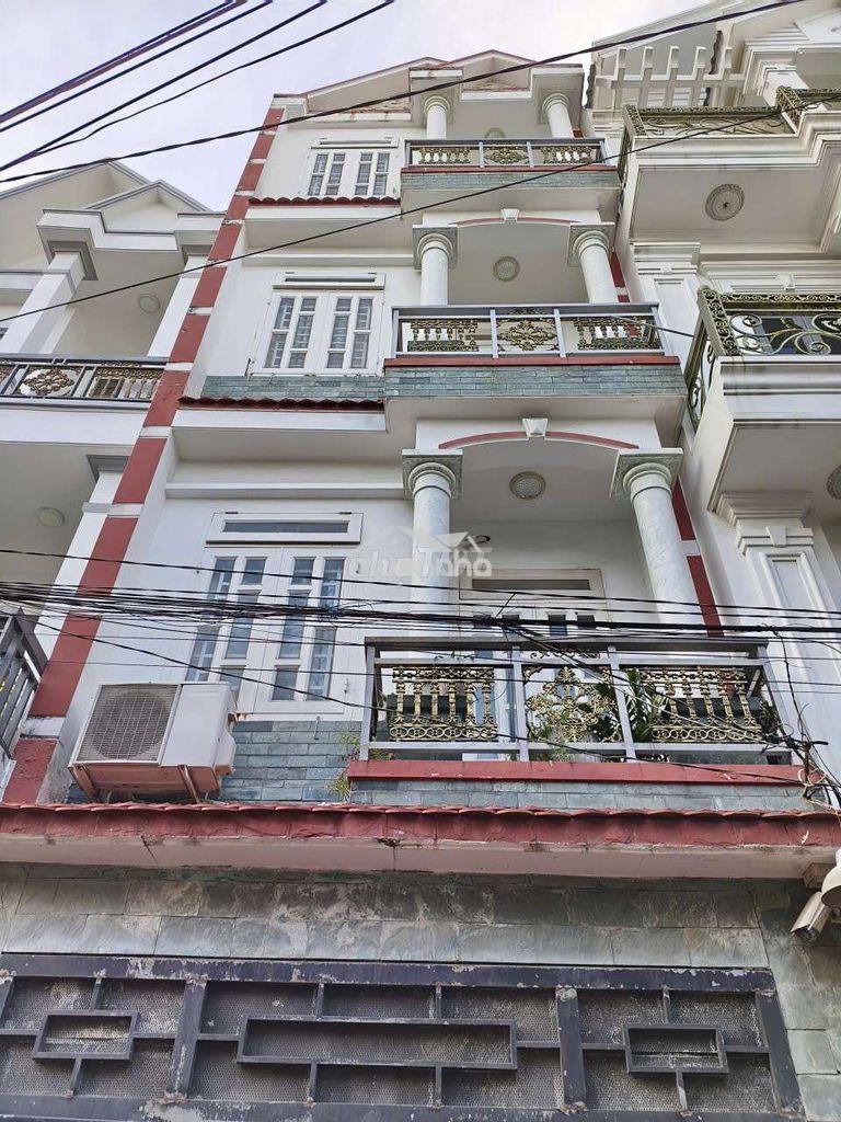 Ô tô vào nhà 4pn có 2 máy lạnh, nội thất cọc 1th hẻm 7m ô tô đậu cửa 