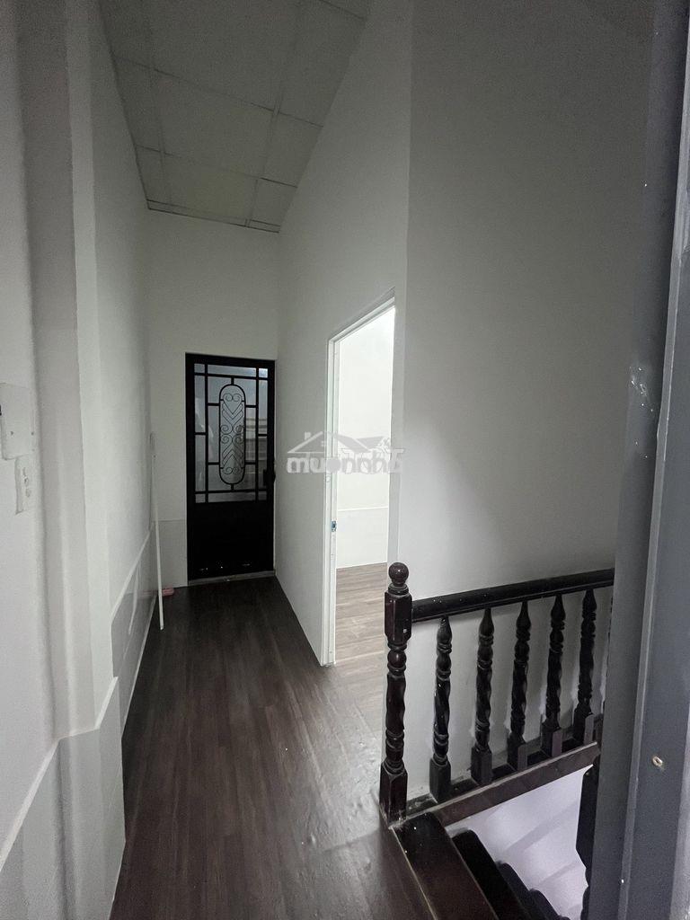 Cho thuê nhà hẻm xe hơi phan huy ích, tân bình chỉ 8.5tr/tháng - 4