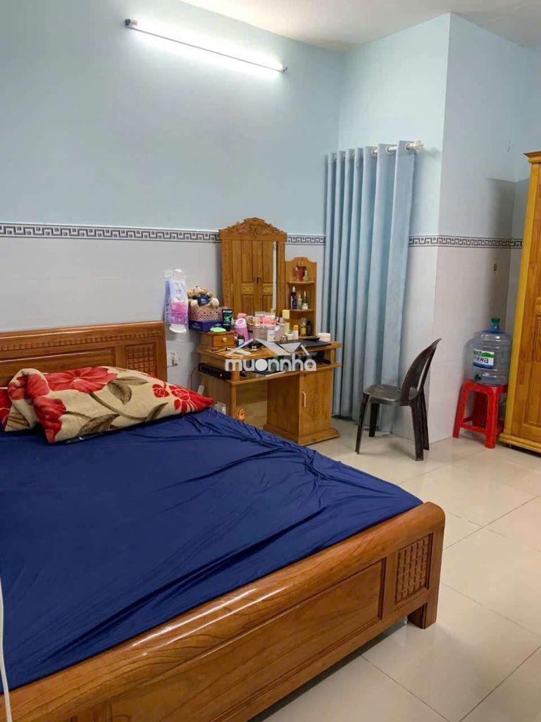 Bán gấp nhà  1 trệt 1 lầu  đường tx38 thới an