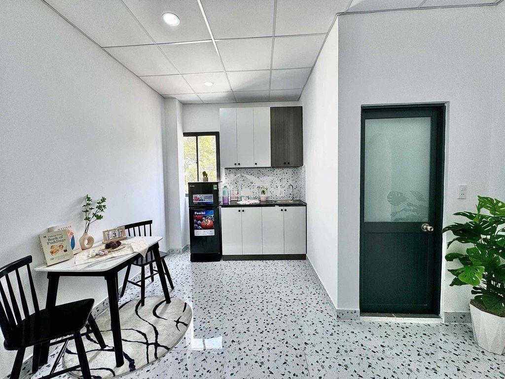 Cho thuê căn hộ 1pn tách bếp full nt thang máy gần sư vạn hạnh quận 10 - 3