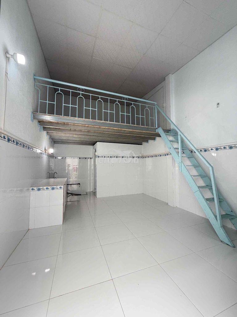 Cho thuê nhà gần ngã tư 4 xã - bình tân