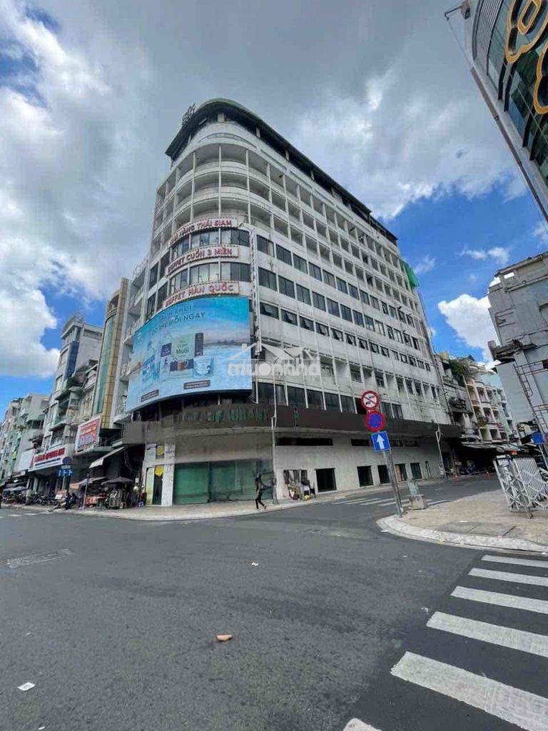 Bán toà nhà trung tâm  q5  vị trí vàng góc ngã 4