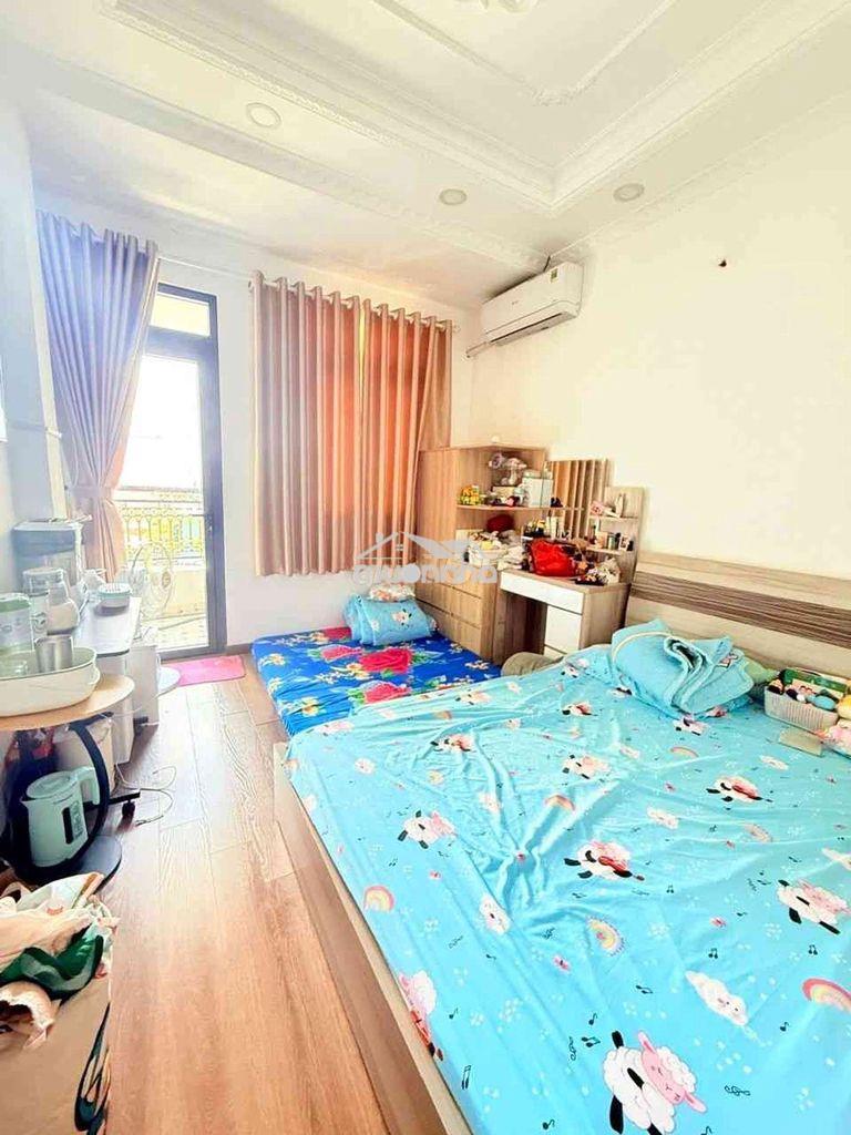 Nhà sổ riêng - 45m2 - 3 tầng - huỳnh tấn phát q7 - 4.x tỷ có tl. - 4