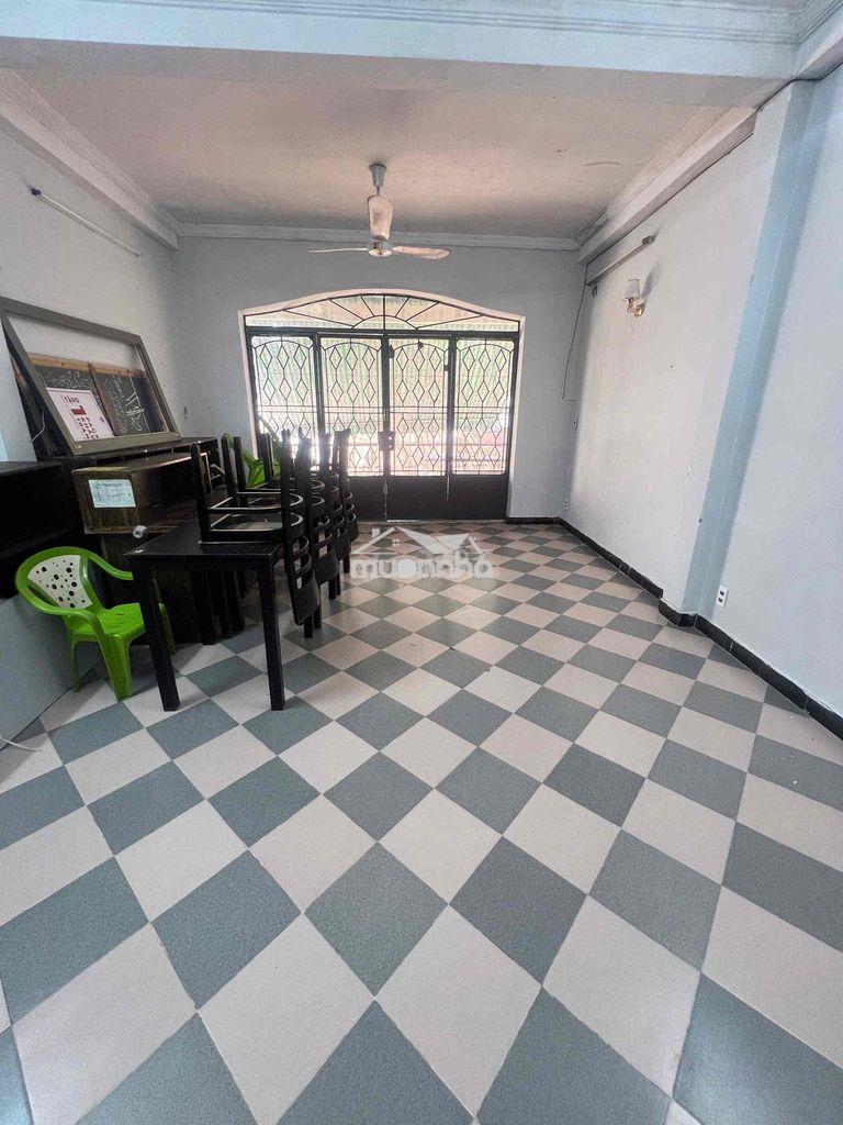 Cho thuê phòng rộng 50m2 tại đường hậu giang quận 6 - 4