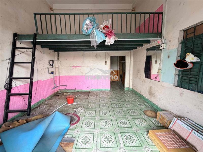 Cho thuê kiot đường lớn đông đúc, 2pn 1wc
