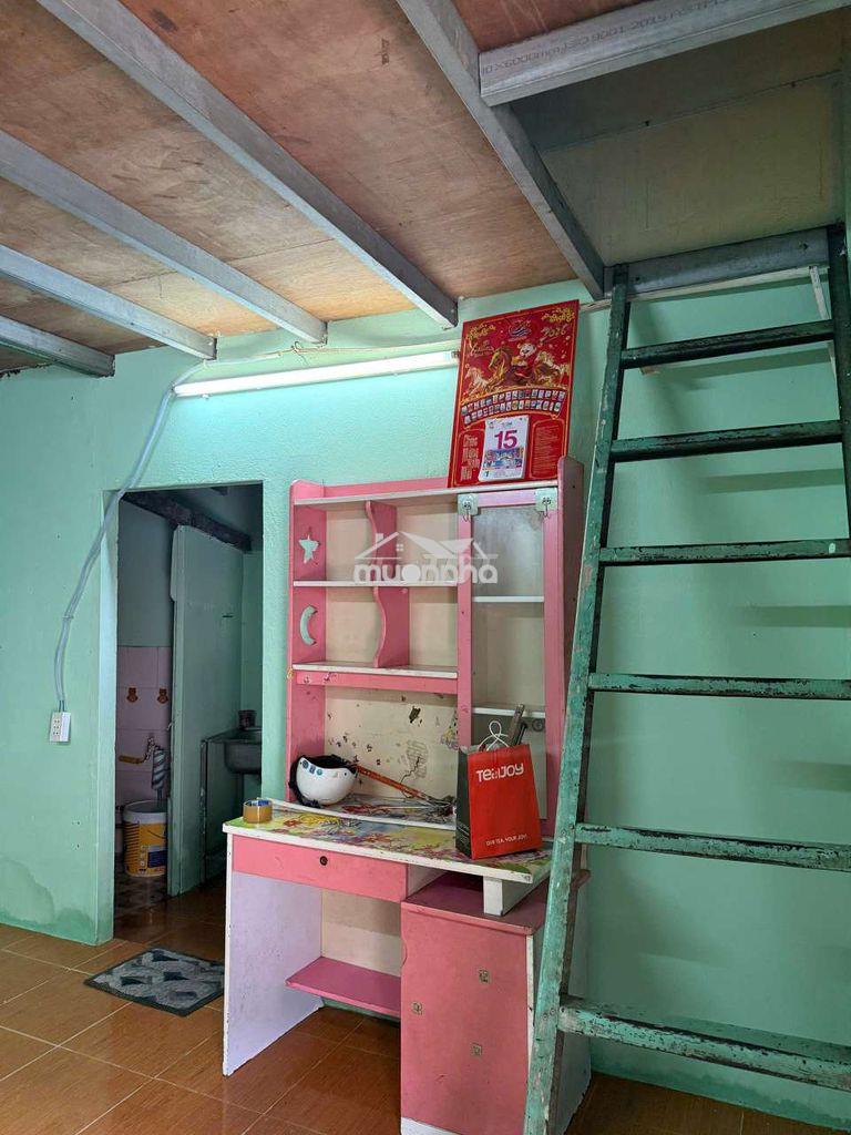 Phòng trọ dương quảng hàm p5 gv. gác suốt, giờ tự do. 