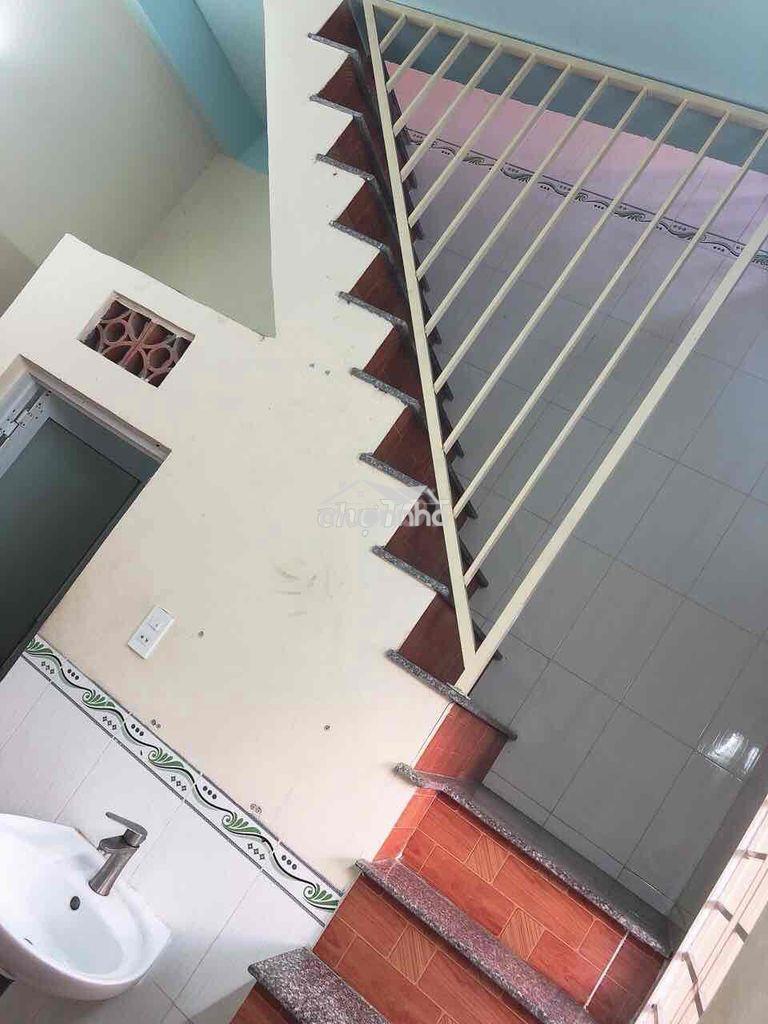 C/thuê nhà mini nguên căn hẻm ôtôcó chổ đậu xe ôtô trước nhà  có nước - 3