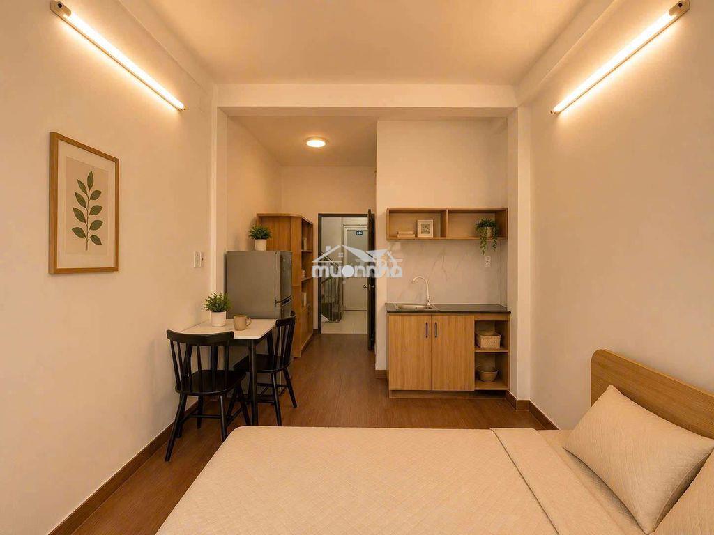 Phòng ban công full nội thất - 3