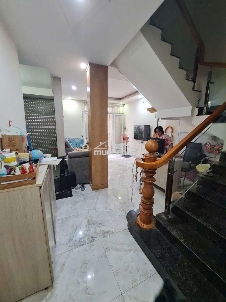 Hiếm - chợ bà chiểu - hxh + 50m2 + ngang 5,6 - sổ vuông vức - 2