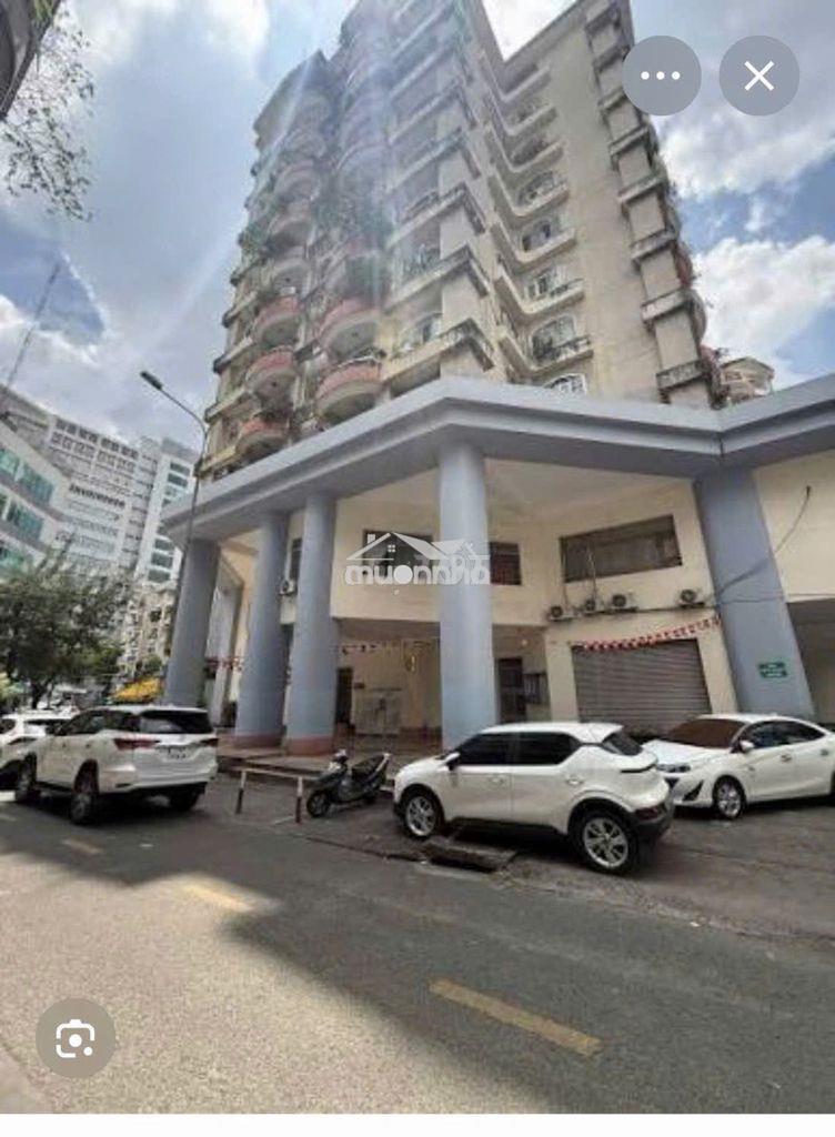 Chung cư tầng cao thang máy cần bán