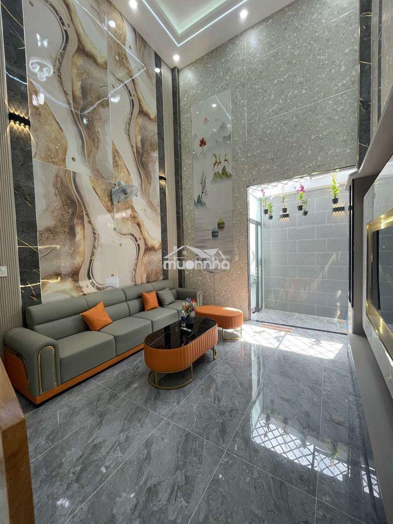 Nhà mới 3 lầu, 4m x14m, có gara xe, gần metro đường lê văn khương - 3