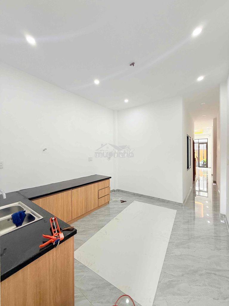 Bán nhà hẻm xe hơi, ngã tư tô ký, dt 70m2 full, shr mới, giá 4.39 tỷ - 3