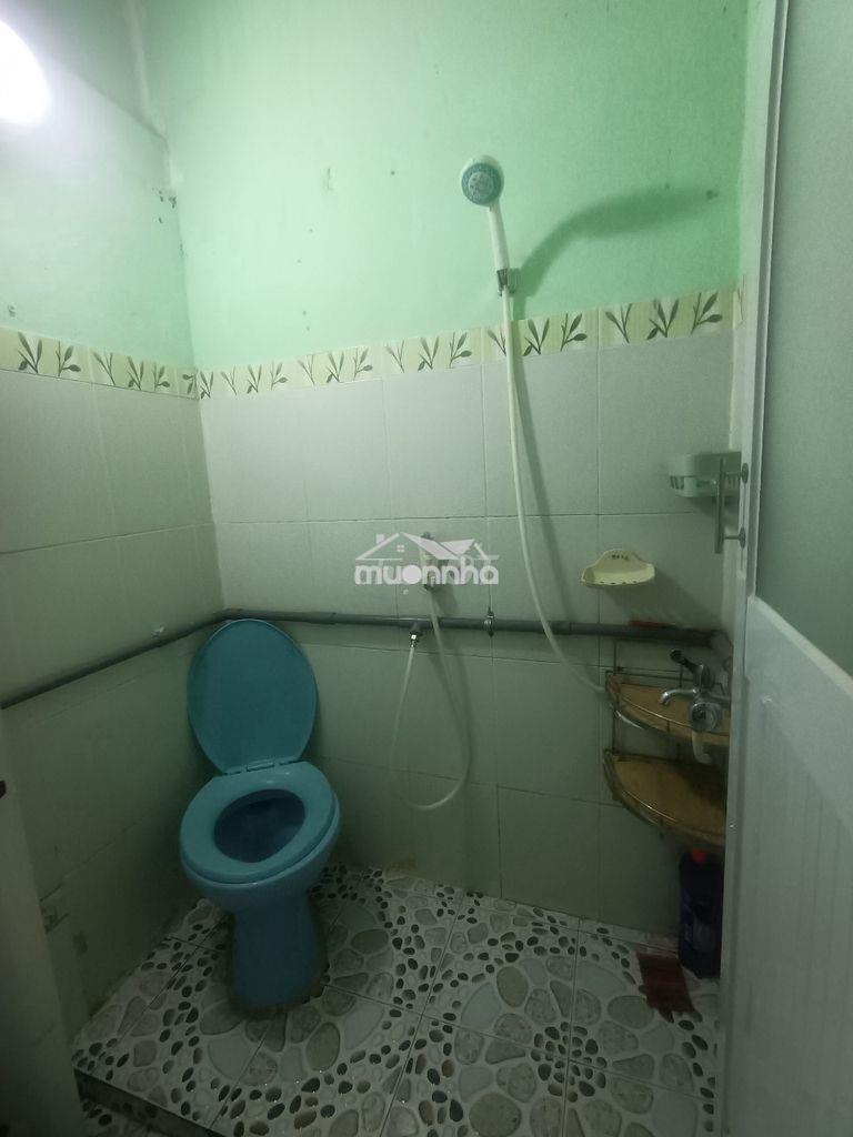 Cho thuê phòng trọ quận 4  - 2