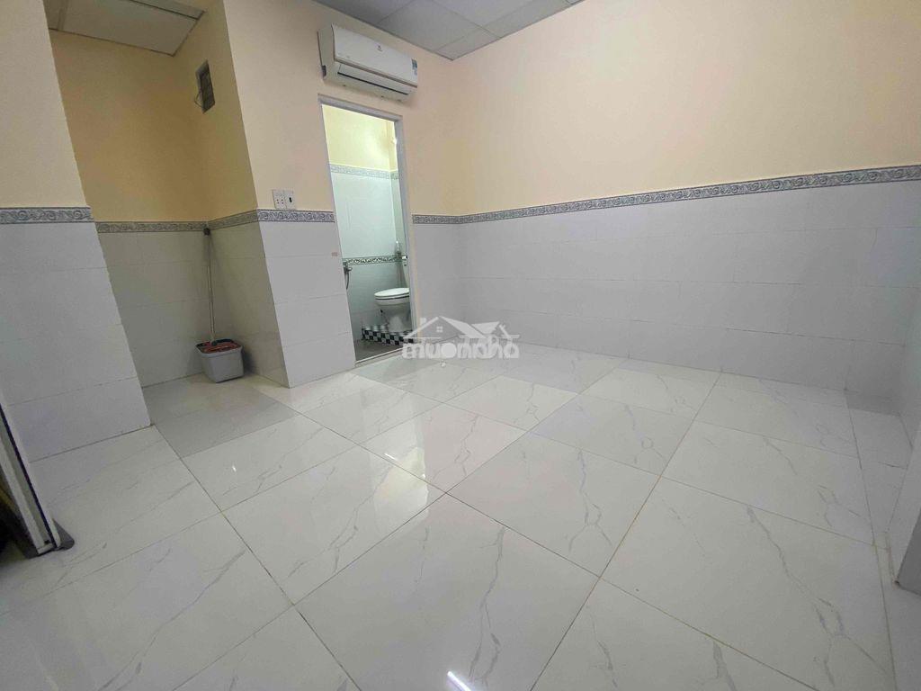 Phòng cho thuê (máy lạnh mới lắp ),  ốp lát cao cấp,wc nước nóng lạnh - 4