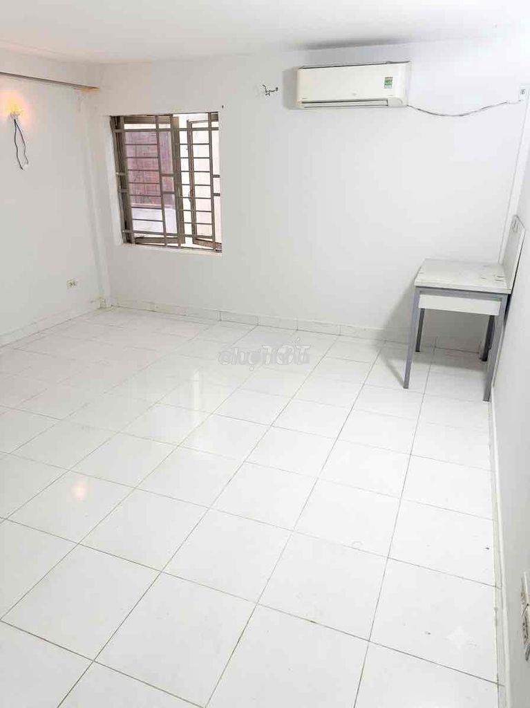 Cho thuê phòng máy lạnh ngay parc maill cao lỗ quận 8