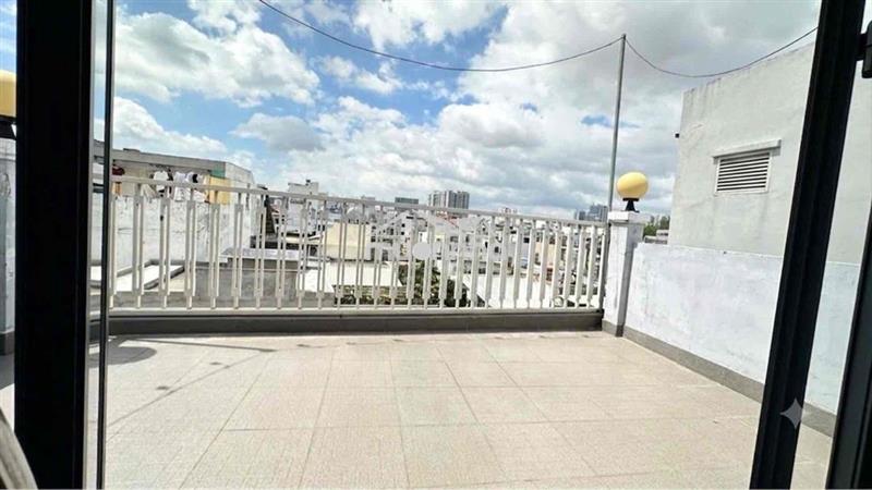 Giảm giá 5 tầng trần quang diệu chỉ 6tỷ9