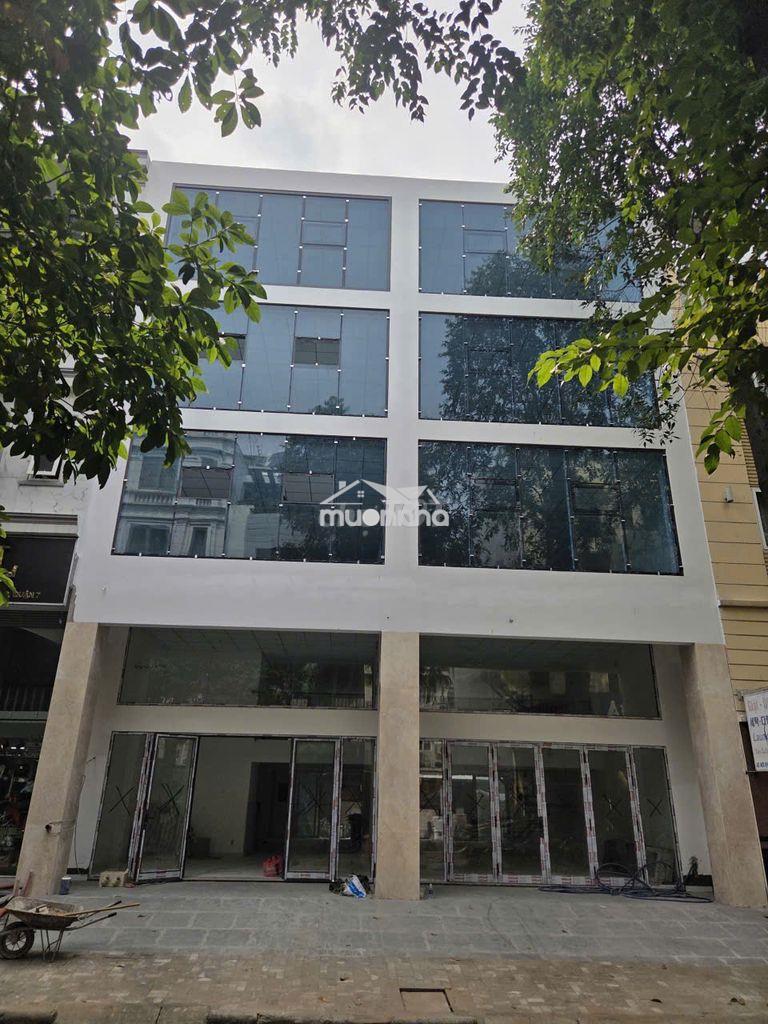 Cho thuê cặp nhà phố hưng gia 600m2 sàn trống suốt xây mới, thang máy
