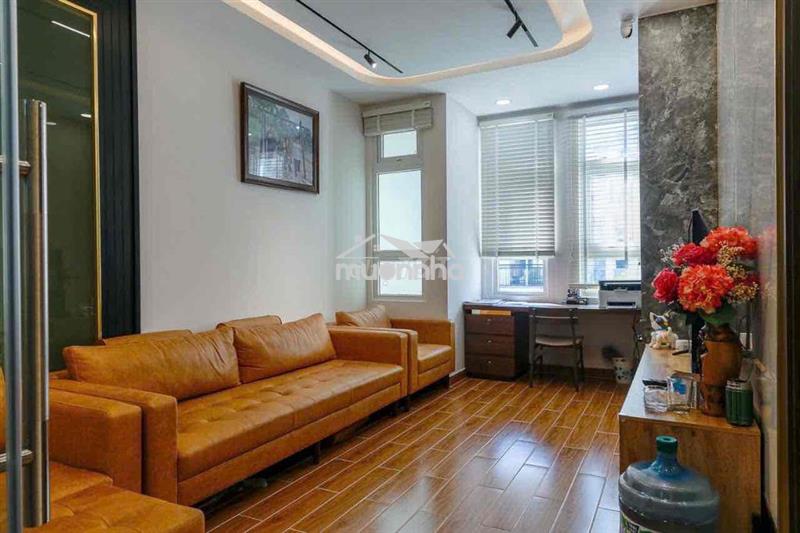 Cho thuê biệt thự quận 7 full nt 5pn 5wc thang máy 55 triệu/ tháng