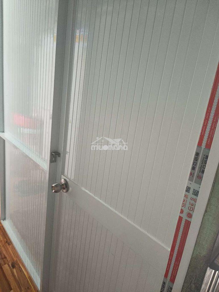 Phòng trọ giá rẻ ngay vòng xoay âu cơ - 4