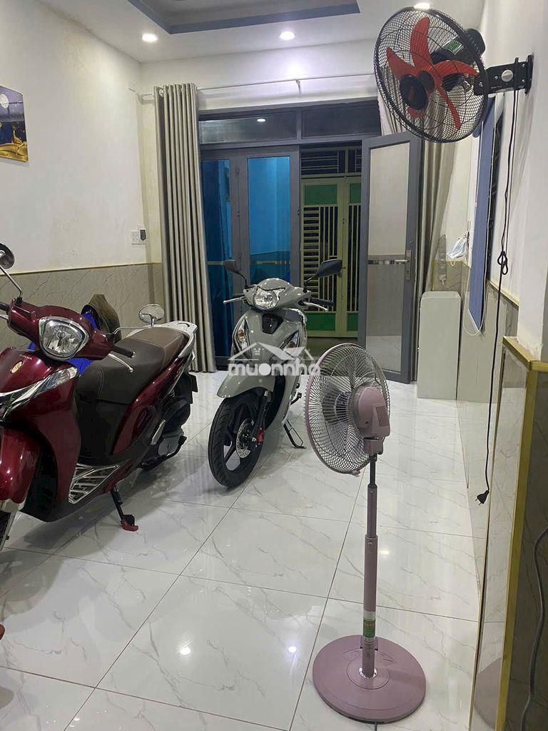 Chính chủ cho thuê nhà nguyên căn 2 tầng, 3,6 x 17m, 2pn, 2wc, hẻm oto - 3