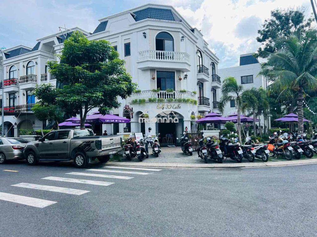 Nhà phố liền kề - 2