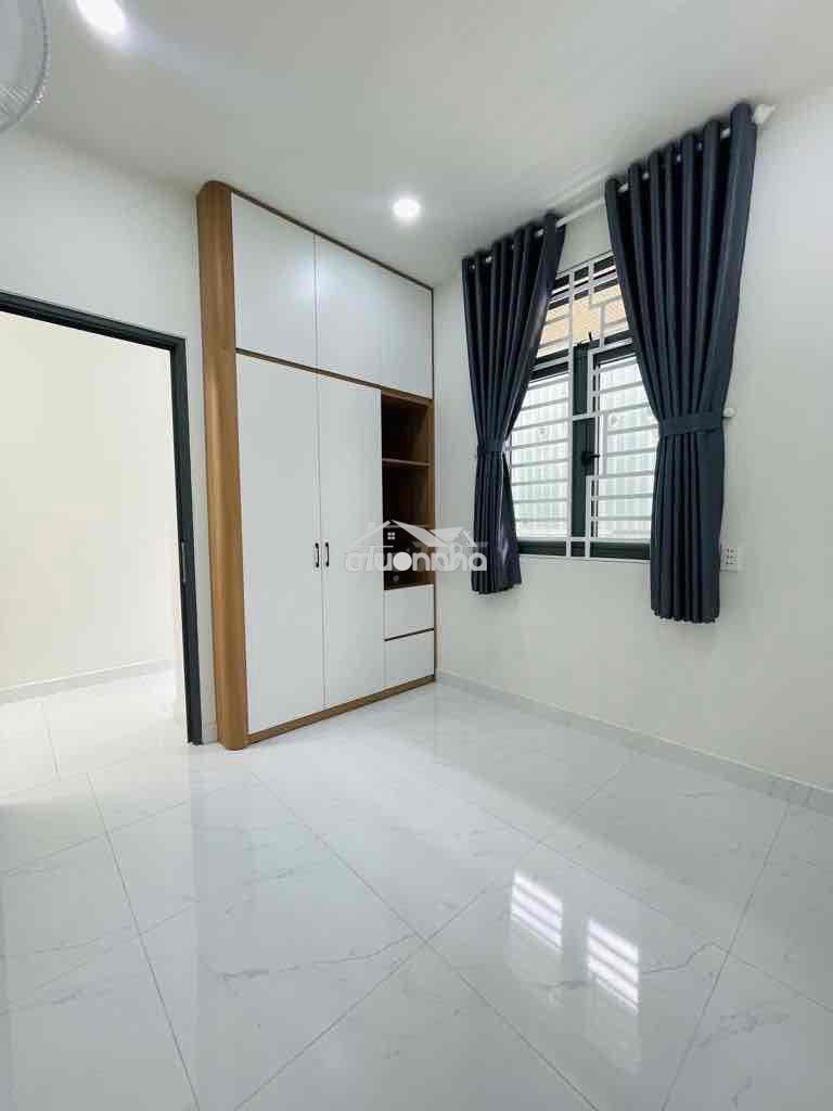 🍀Nhà. bán. sát chợ bà chiểu  gần mặt tiền bạch đằng 27 m2 -2 tầng btct - 3