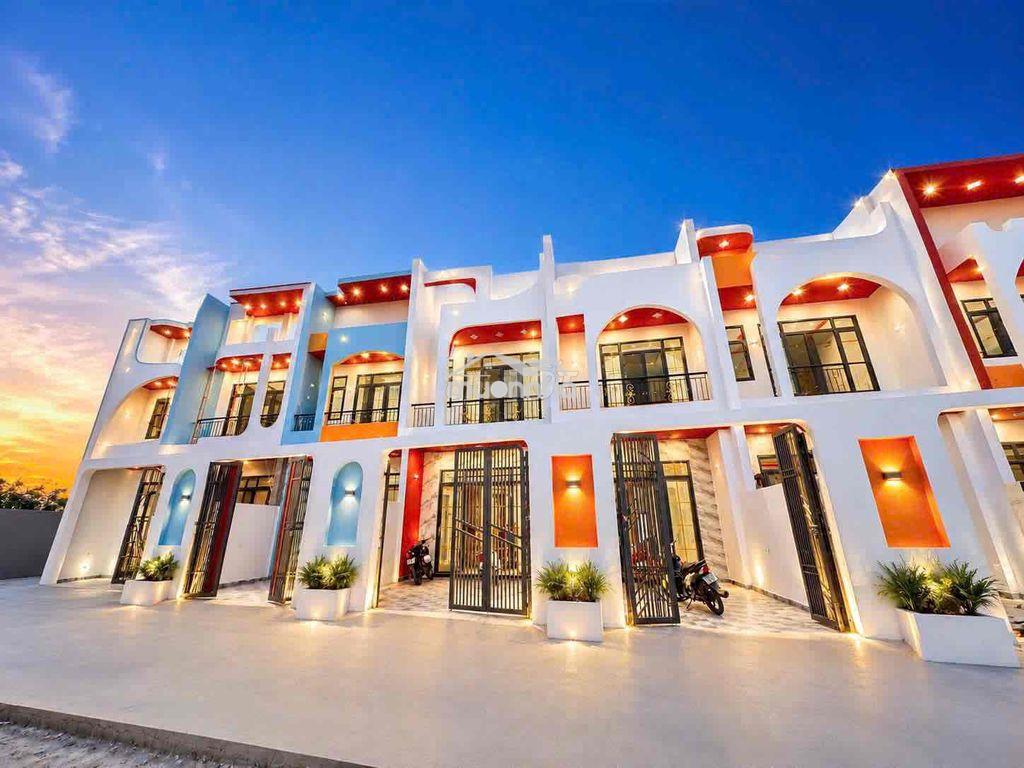 Nhà mới 1 lầu sổ riêng 105m2  gần chợ bình chánh sát đinh đức thiện - 2