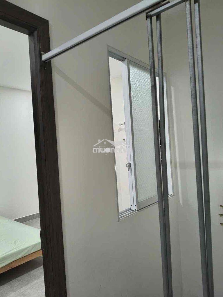 Cho thuê phòng f nội thất 27 m bao điện nước rác hợp với 2 nam ở ,