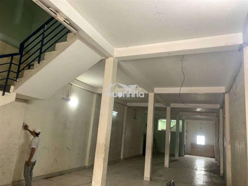 17 tr kho 6x30  đúc 2 lầu. đường công 24h 