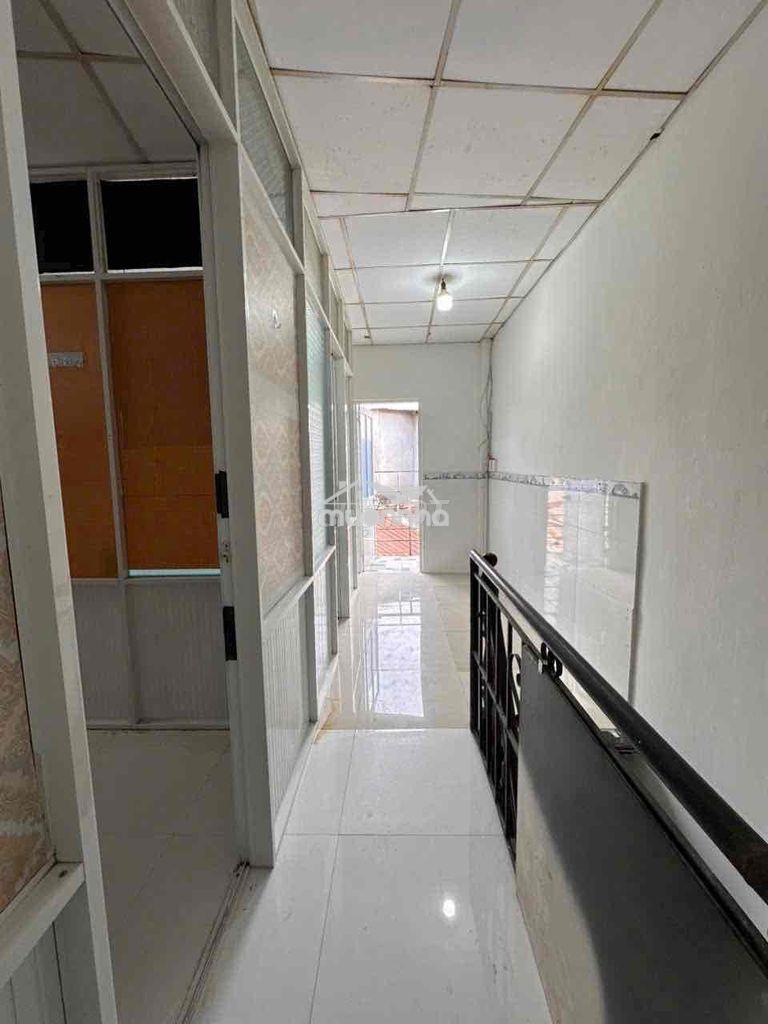 Bán nhà 1t 1l linh đông 2.550 tỷ - 2
