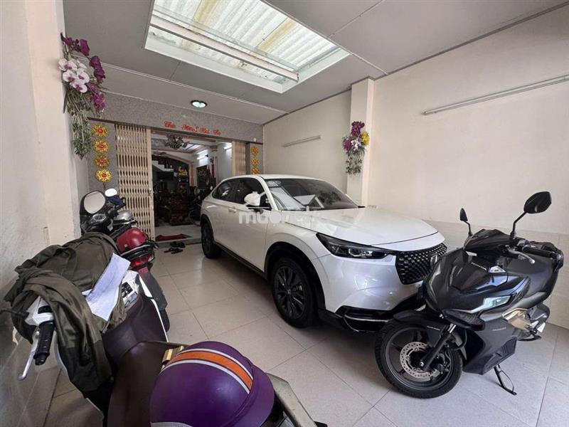 Nhà mt dương quang đông f5q8 