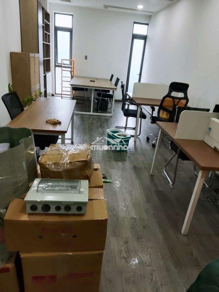 Văn phòng 35m2 full nội thất tại vạn phúc city giá chỉ 7,9tr - 2