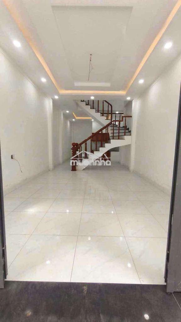 Cho thuê nhà 4 phòng ngủ tân phước khánh giá 7 tr/ tháng  - 2