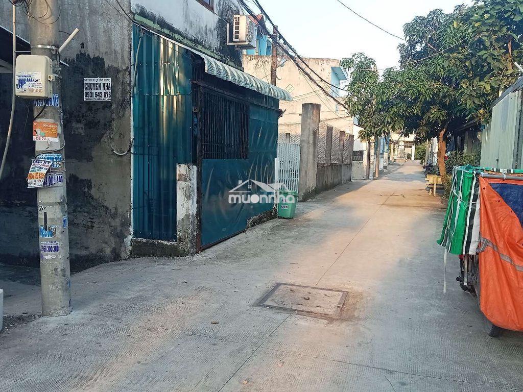 Nhà 3,3x5m hẻm thông trước nhà 2,8 ra 9m là hẻm xe tải - 2