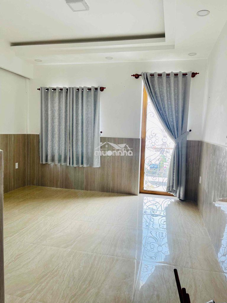 Còn 1 phòng trống tháng 8 ngay đại học luật , ql13 , gigamall