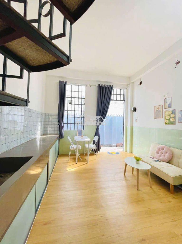 Cho thuê ki-ốt nguyên căn 40m2  gần đại học văn lang cơ sở 3
