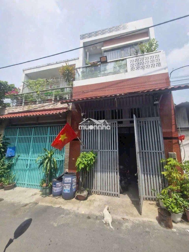 Nhà đẹp 4 x15 hẻm thông ôtô, ngay chợ 26 vào 100m
