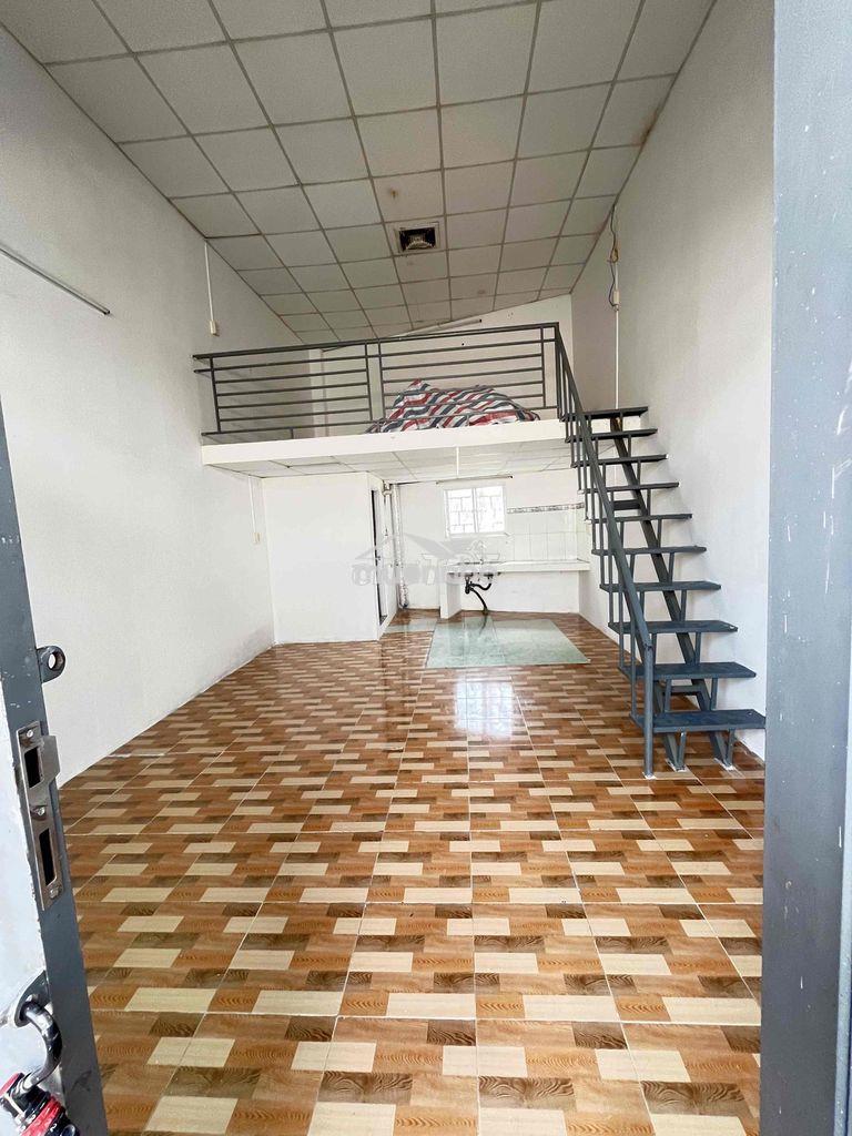 Nhà cấp 4 gác lửng 64m2thạnh xuân 14 q