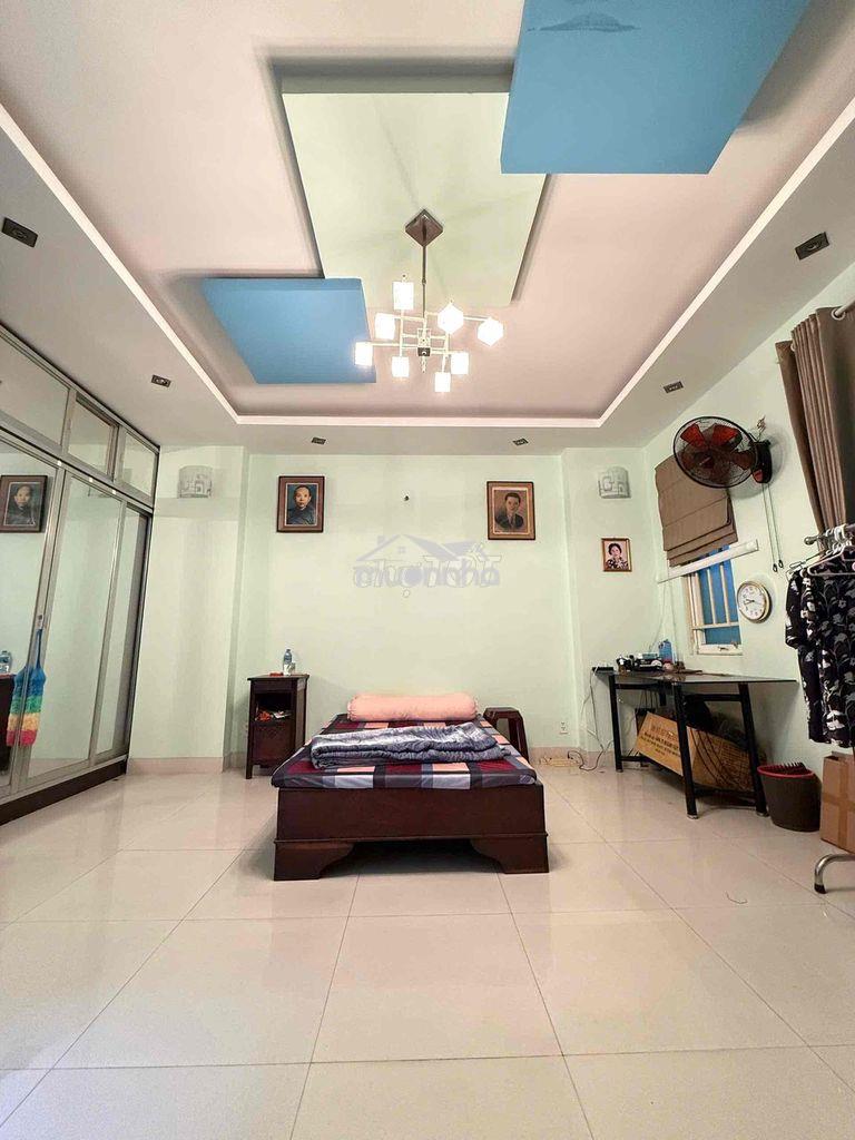 Nhà điện biên phủ, quận 3, 4 tầng, 4 phòng ngủ, nhà đẹp ở ngay