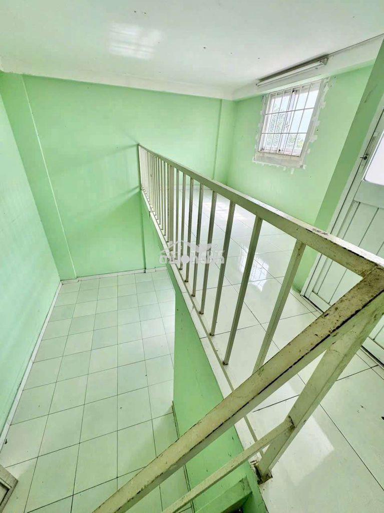 Chung cư xã hội mỹ phước ,lầu 2 giá 200 triệu ( 100% tiền) - 2